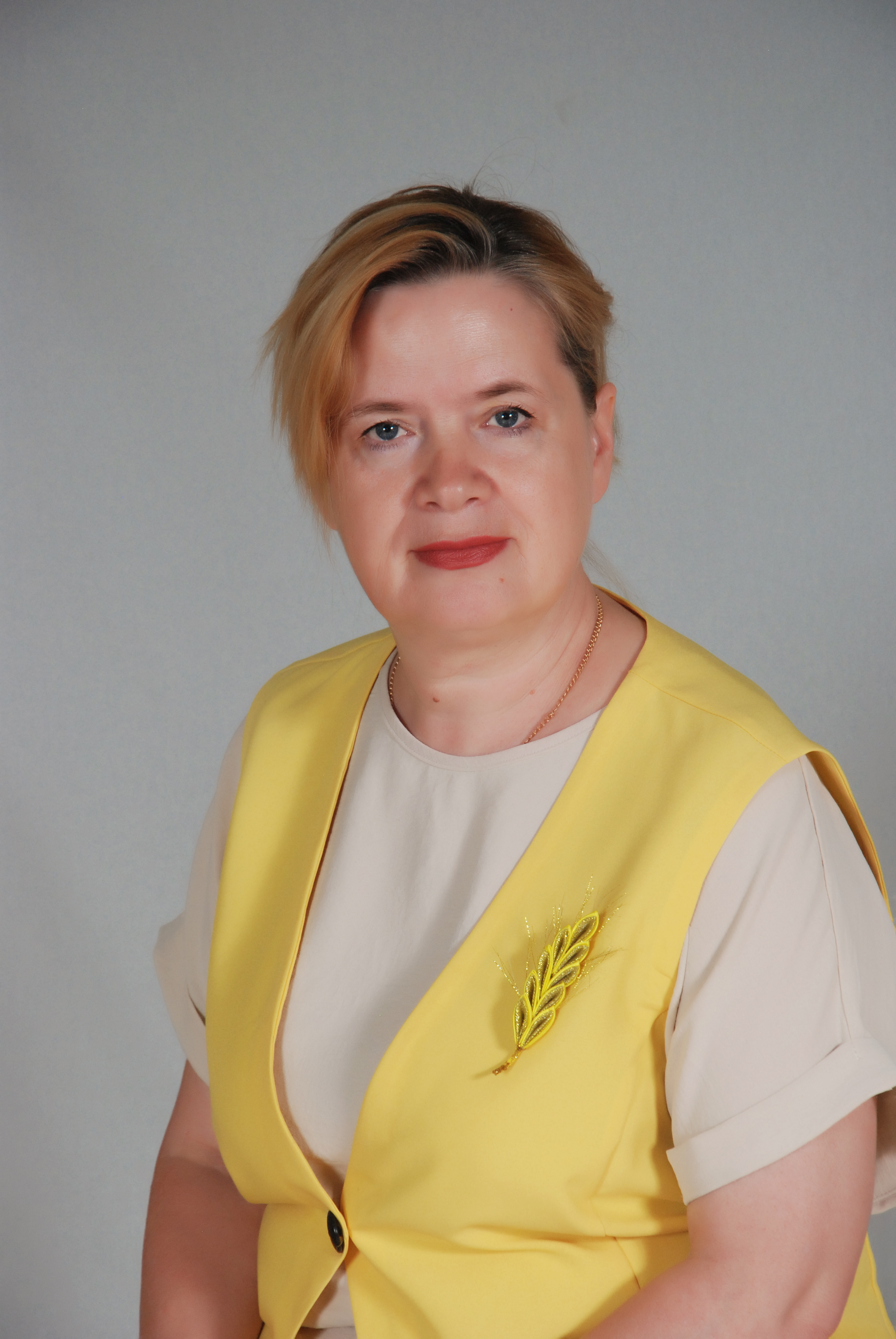 Учитель-логопед, учитель-дефектолог Таран Елена Владимировна.
